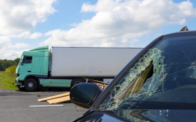 If I Am the Victim of a Trucking Accident in Atlanta, Who Can I Sue?